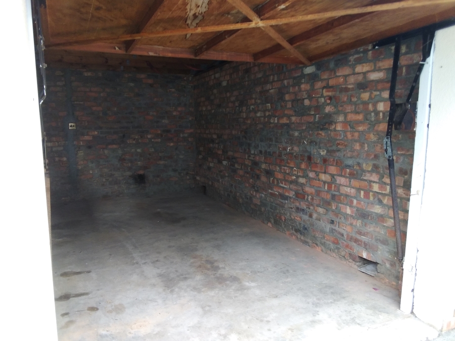 To Let 3 Bedroom Property for Rent in Somerset Park Western Cape